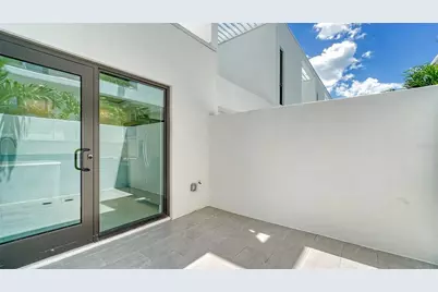 1558 4th Street #210, Sarasota, FL 34236 - Photo 8