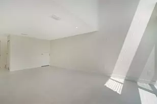 1558 4th St, Sarasota, FL 34236 - Photo 14