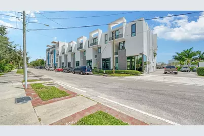 1558 4th Street #210, Sarasota, FL 34236 - Photo 2