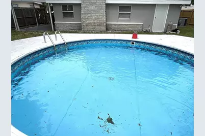 9596 Groveland Street, Seminole, FL 33772 - Photo 4