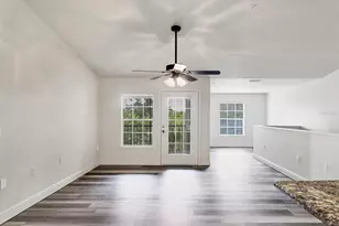 8911 Manor Loop, Lakewood Ranch, FL 34202 - Photo 6