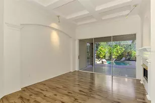 4889 Carrington Cir, Sarasota, FL 34243 - Photo 10