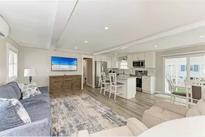 10315 Cortez Road W #6-1, Bradenton, FL 34210 - Photo 4