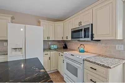 2313 Loma Linda Street, Sarasota, FL 34239 - Photo 10