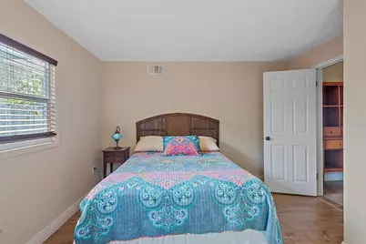 2313 Loma Linda Street, Sarasota, FL 34239 - Photo 16