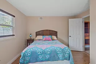 2313 Loma Linda St, Sarasota, FL 34239 - Photo 16