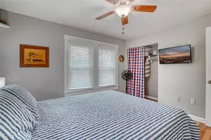 304 15th St W, Bradenton, FL 34205 - Photo 28