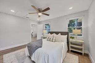 4737 Del Rio Way S, Gulfport, FL 33711 - Photo 22