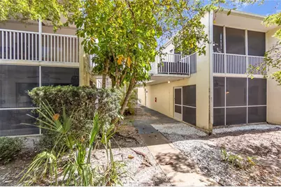 3835 Almeria Court #C1, Sarasota, FL 34239 - Photo 2