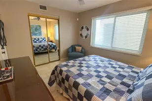 1900 Benjamin Franklin Dr, Sarasota, FL 34236 - Photo 14