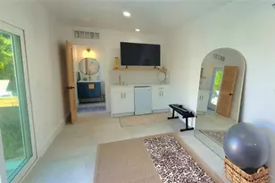 2308 Tulip Street Tulip St, Sarasota, FL 34239 - Photo 52