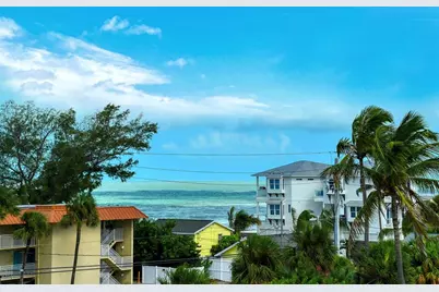 2406 Avenue C, Bradenton Beach, FL 34217 - Photo 70