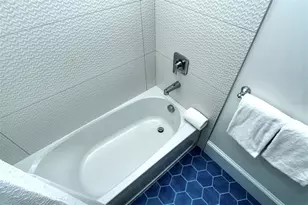 2406 Avenue C, Bradenton Beach, FL 34217 - Photo 60