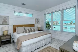 2406 Avenue C, Bradenton Beach, FL 34217 - Photo 40