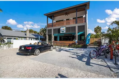 2415 Avenue B, Bradenton Beach, FL 34217 - Photo 76