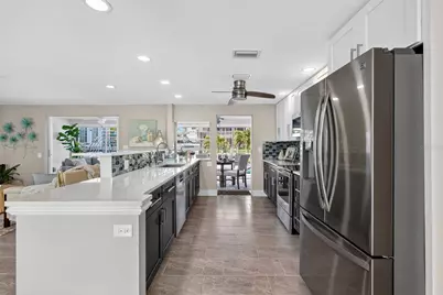 747 Marbury Lane, Longboat Key, FL 34228 - Photo 16