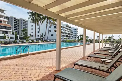 1425 Gulf Of Mexico Drive #208, Longboat Key, FL 34228 - Photo 34