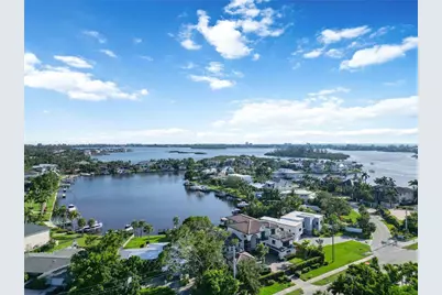 1521 Siesta Drive, Sarasota, FL 34239 - Photo 44