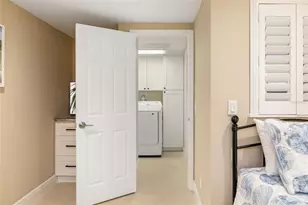 6140 Midnight Pass Rd, Sarasota, FL 34242 - Photo 24