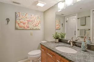 1243 Siesta Bayside Dr, Sarasota, FL 34242 - Photo 30