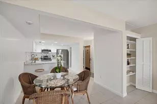 845 Benjamin Franklin Dr, Sarasota, FL 34236 - Photo 8