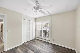 845 Benjamin Franklin Dr, Sarasota, FL 34236 - Photo 30