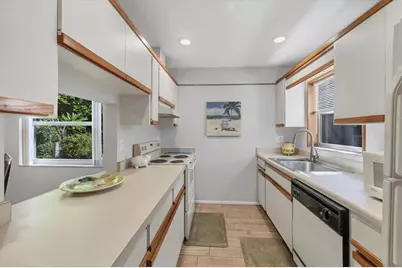 4715 Village Gardens Drive #68, Sarasota, FL 34234 - Photo 10