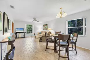 4715 Village Gardens Dr, Sarasota, FL 34234 - Photo 12