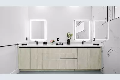 230 W Pine Valley Lane, Rotonda West, FL 33947 - Photo 32