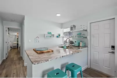 [Address not provided], Sarasota, FL 34239 - Photo 4