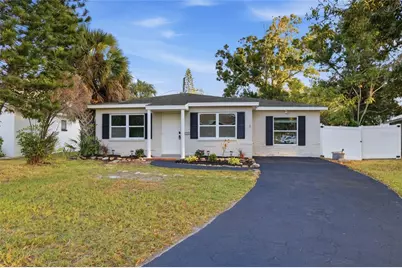 1910 New Hampshire Avenue NE, Saint Petersburg, FL 33703 - Photo 18