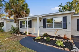 1910 New Hampshire Ave NE, Saint Petersburg, FL 33703 - Photo 20