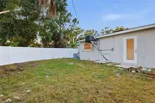 1910 New Hampshire Ave NE, Saint Petersburg, FL 33703 - Photo 40