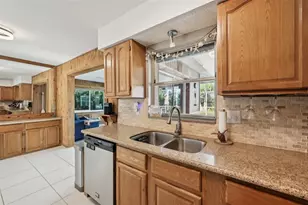 1248 Jefferson Dr, Englewood, FL 34224 - Photo 12