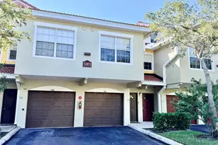 5001 Baraldi Cir, Sarasota, FL 34235 - Photo 1
