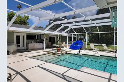 315 Crescent Court E, Bradenton, FL 34208 - Photo 6