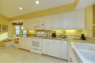 5728 Doral Drive, Sarasota, FL 34243 - Photo 6