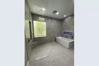 4513 Tuscana Drive, Sarasota, FL 34241 - Photo 16