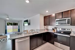 5547 Logan Cave Ave, Wimauma, FL 33598 - Photo 4