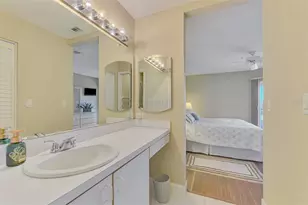 9300 Clubside Cir, Sarasota, FL 34238 - Photo 30