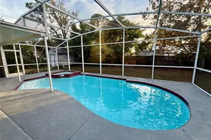 3980 Berkshire Dr, Sarasota, FL 34241 - Photo 8