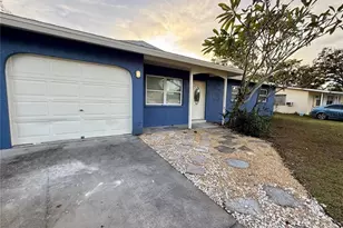 3980 Berkshire Dr, Sarasota, FL 34241 - Photo 4