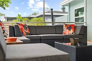 160 Harrison Dr, Sarasota, FL 34236 - Photo 38