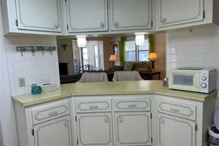 1817 Innisbrook Ln, Sarasota, FL 34234 - Photo 8