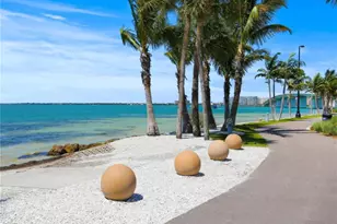 410 Garfield Dr, Sarasota, FL 34236 - Photo 50