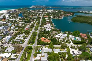 410 Garfield Dr, Sarasota, FL 34236 - Photo 42