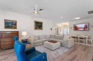 8419 Whispering Woods Ct, Lakewood Ranch, FL 34202 - Photo 8