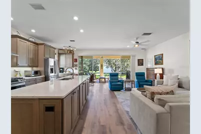 8419 Whispering Woods Court, Lakewood Ranch, FL 34202 - Photo 12