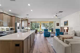 8419 Whispering Woods Ct, Lakewood Ranch, FL 34202 - Photo 12