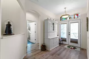 8419 Whispering Woods Ct, Lakewood Ranch, FL 34202 - Photo 2